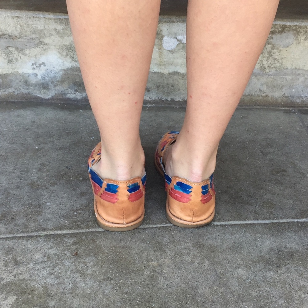 Huarache style leather flats - Picture 5 of 7